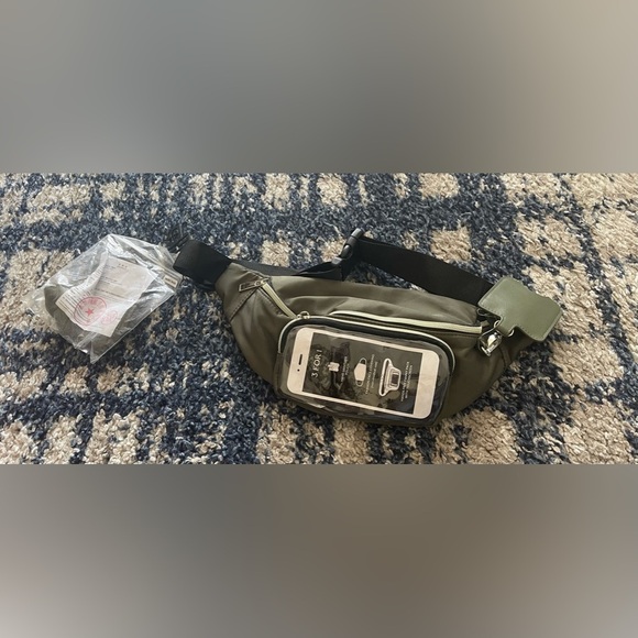 Green Waist Bag with Phone Holder & face covering - Picture 1 of 1